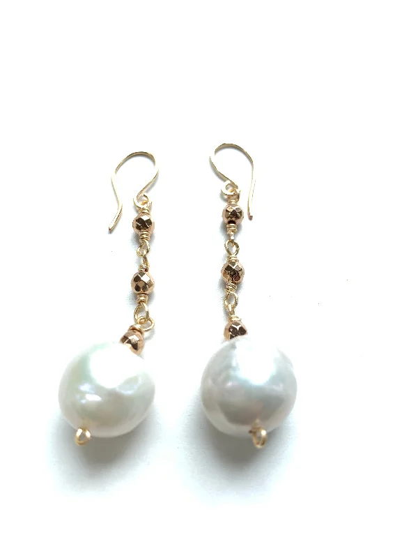 Best hoop earrings with detachable studs for a versatile and adjustable accessory-Medium hoop earrings-Baroque pearl